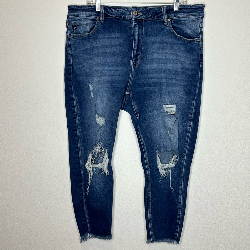KanCan Dark Blue Distressed Cropped Jeans